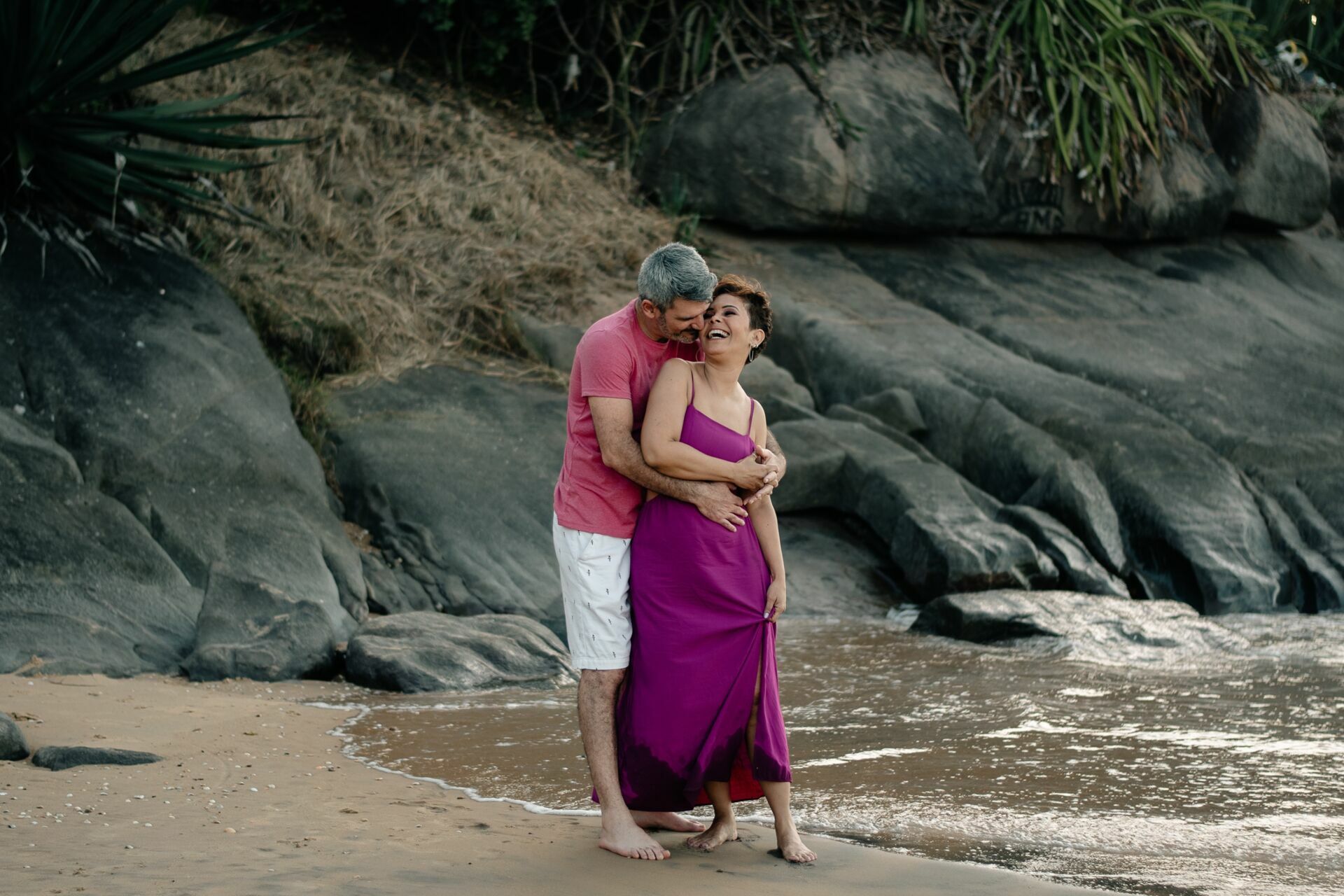 Foto Conexão Emocional: Como Capturar Momentos Autênticos em Ensaios Fotográficos Foto Conexão Emocional: Como Capturar Momentos Autênticos em Ensaios Fotográficos - Imagem 1